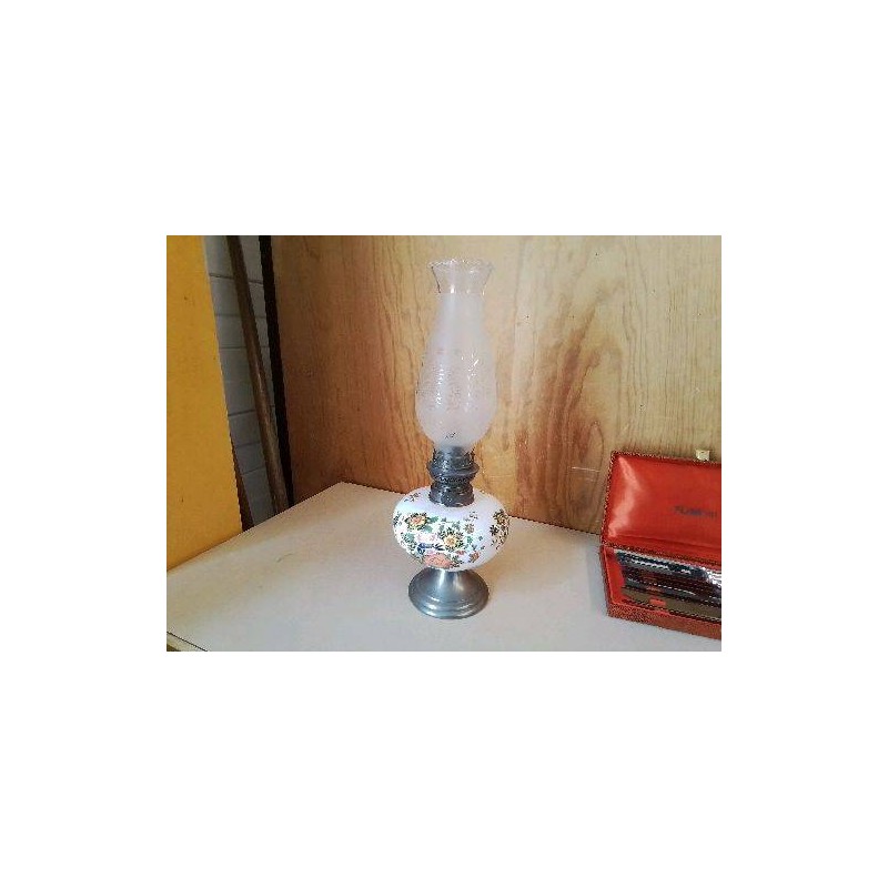 LAMPE PETROLE EN FAÏENCE 