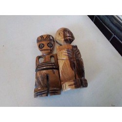 FIGURINE EN BOIS