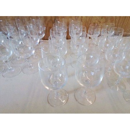 VERRE A VIN EN CRISTAL 