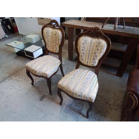 CHAISE TAPISSÉ MOTIF FLORAL 