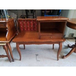 MEUBLE TELEPHONE 