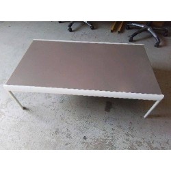 TABLE BASSE