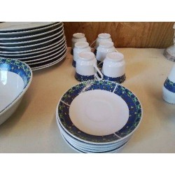 TASSE ET SOUCOUPE MOTIF FLEURS BLEU 