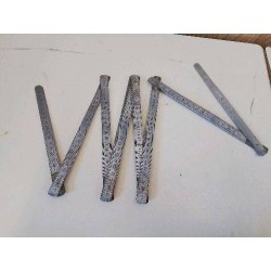 METRE DÉPLIANT EN FER