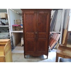ARMOIRE EN PIN