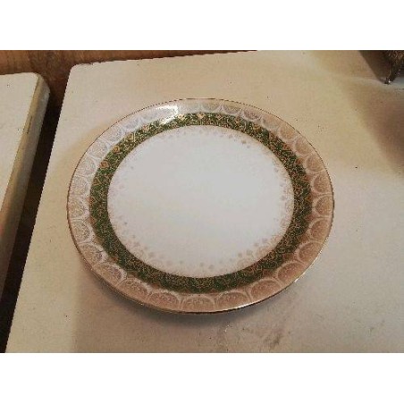ASSIETTE EN PORCELAINE DE BAVIÈRE 