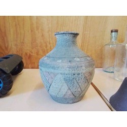 PETIT VASE EN TERRE CUITE 