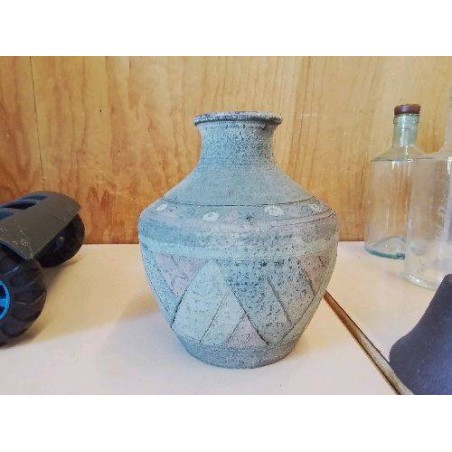 PETIT VASE EN TERRE CUITE 