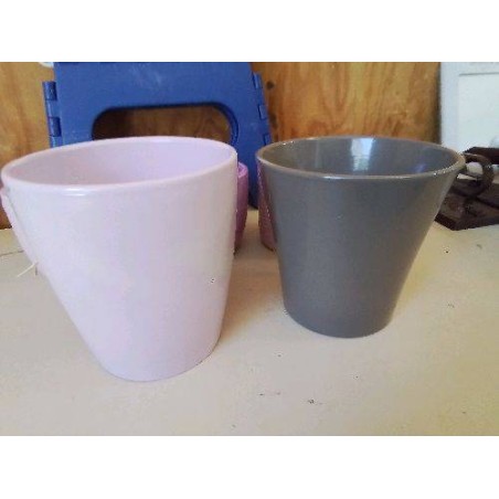 CACHE POT