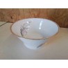 PLAT EN PORCELAINE 