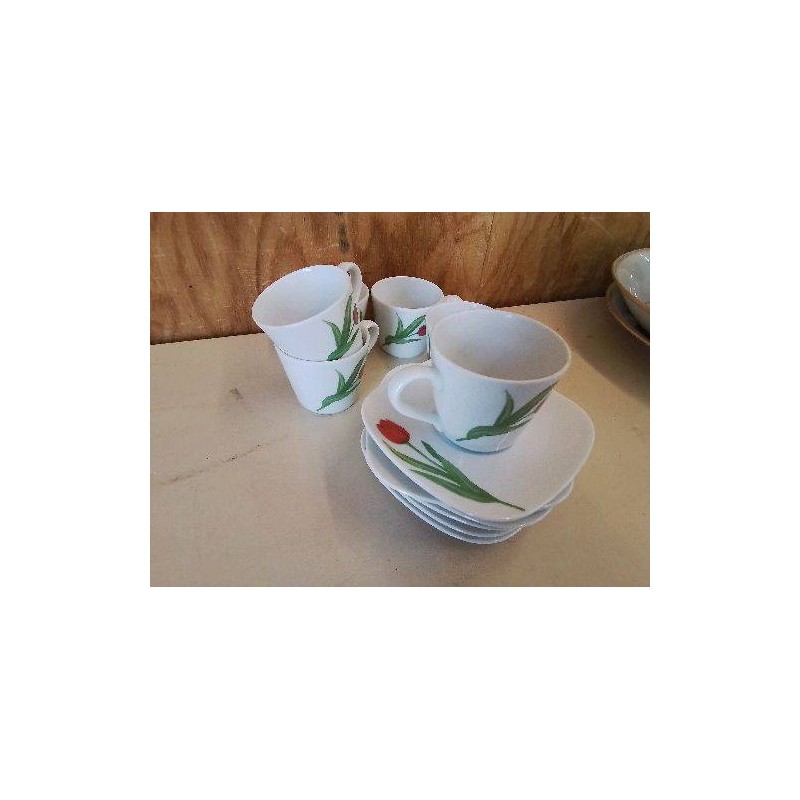 LOT DE 6 TASSES A CAFÉ 