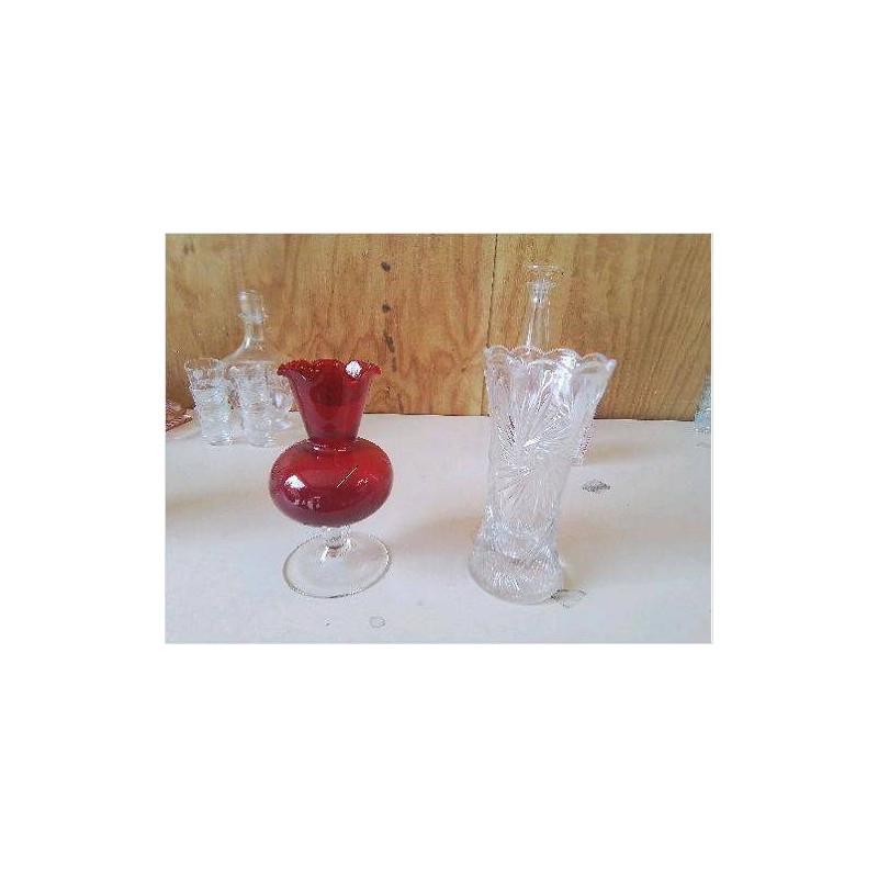 PETIT VASE EN VERRE 