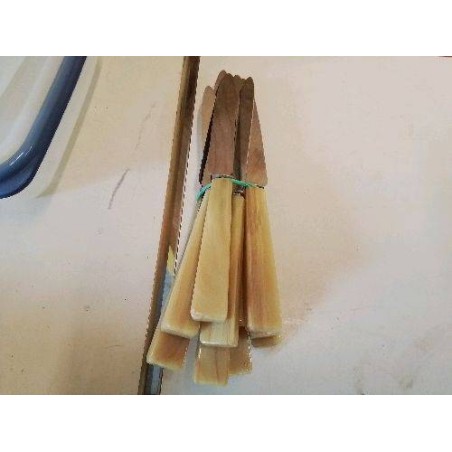LOT DE 12 COUTEAUX 
