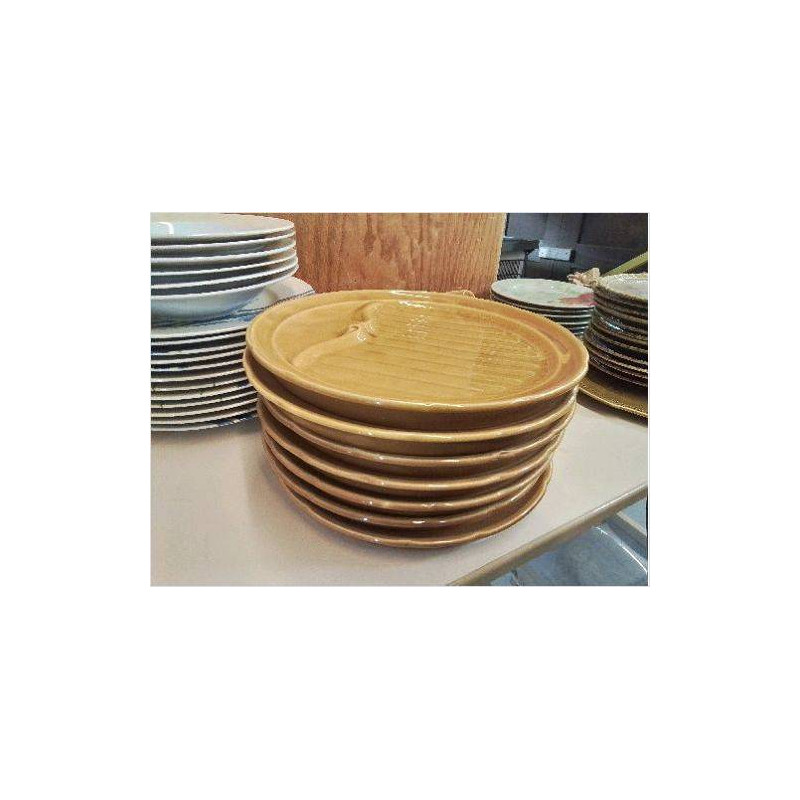 LOT 6 ASSIETTES A ASPERGES +1