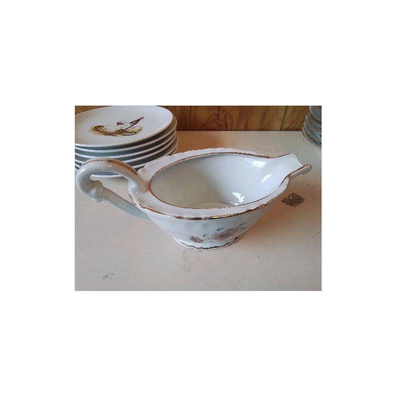 SAUCIÈRE EN PORCELAINE 