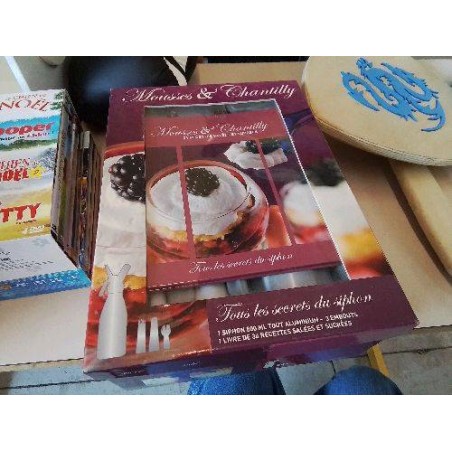 COFFRET MOUSSE ET CHANTILLY