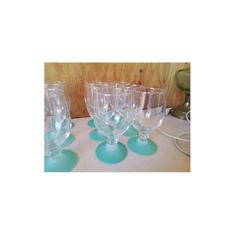LOT DE 6 VERRES A PIEDS 