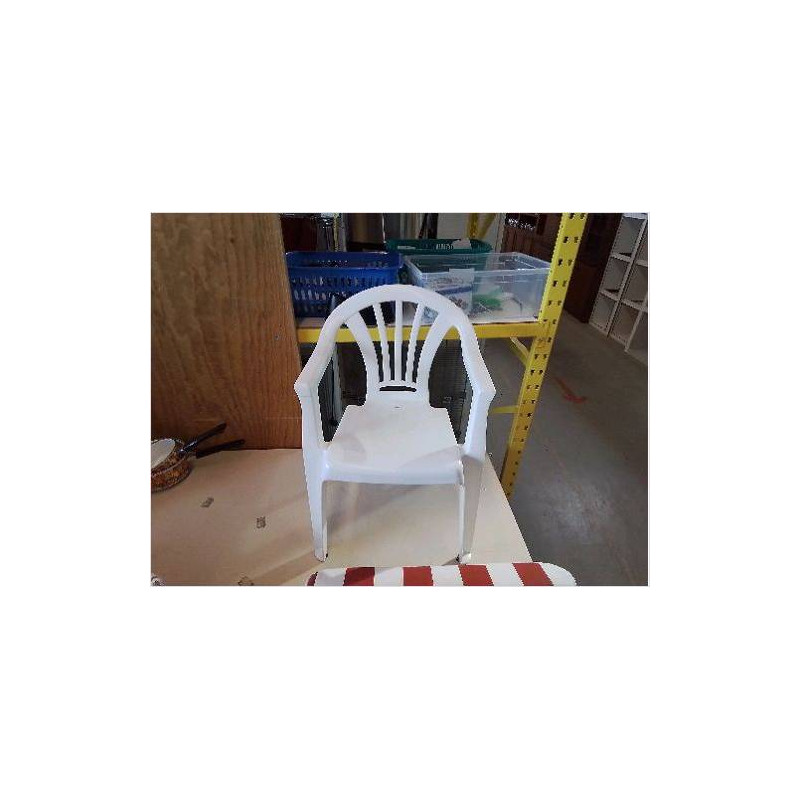 PETITE CHAISE POUR ENFANT 