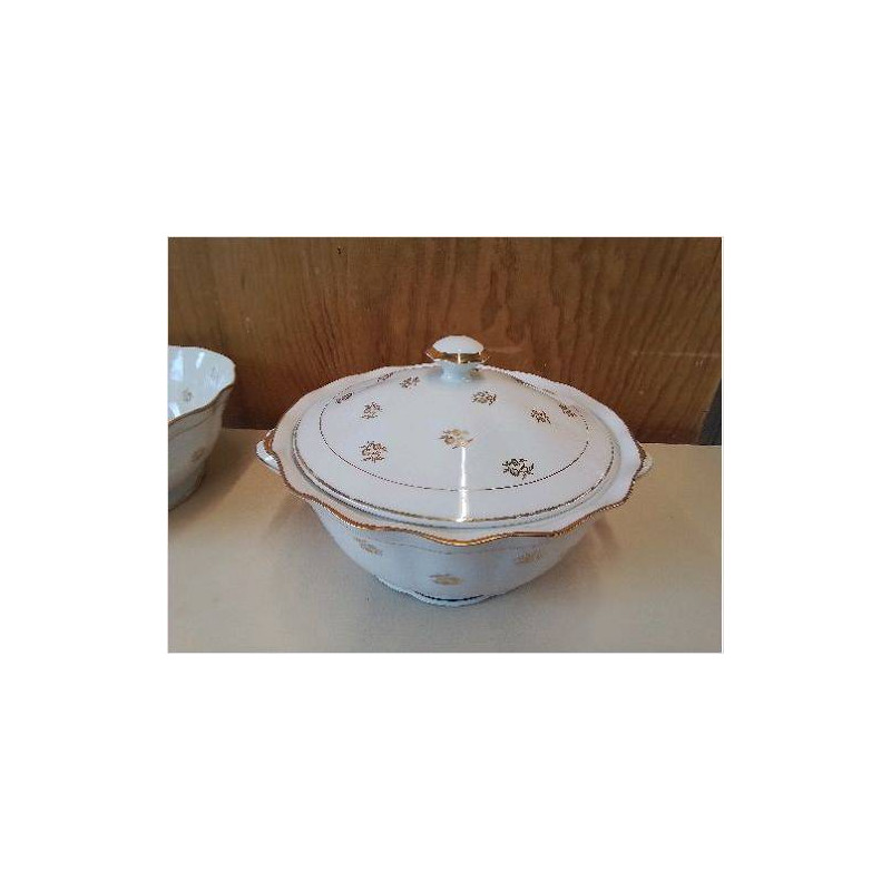 SOUPIÈRE EN PORCELAINE AVEC MOTIF FLORAL BORDURE DORÉ 