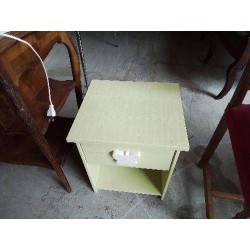 PETITE TABLE VERTE DE CHVET PAPILLON 