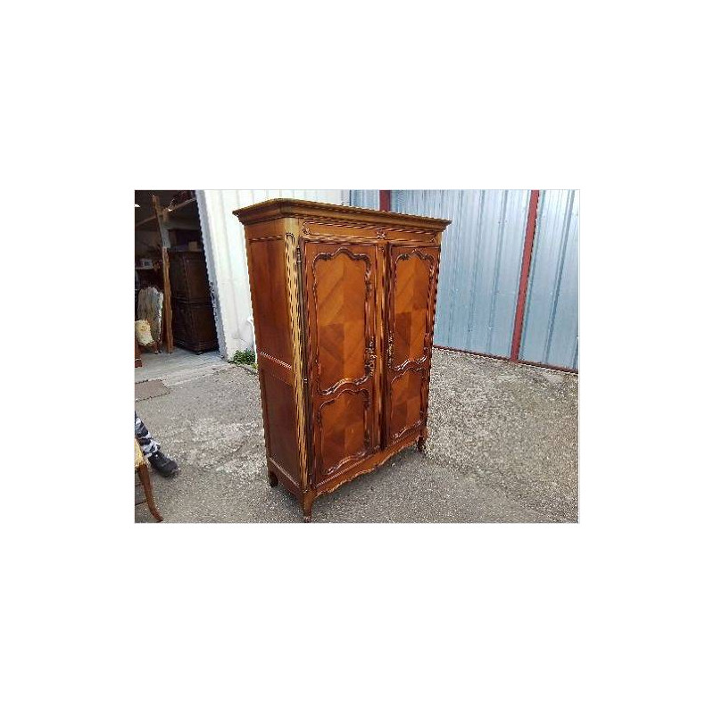 ARMOIRE STYLE REGEANCE 