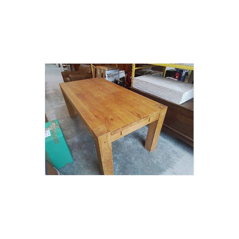 TABLE EN BOIS