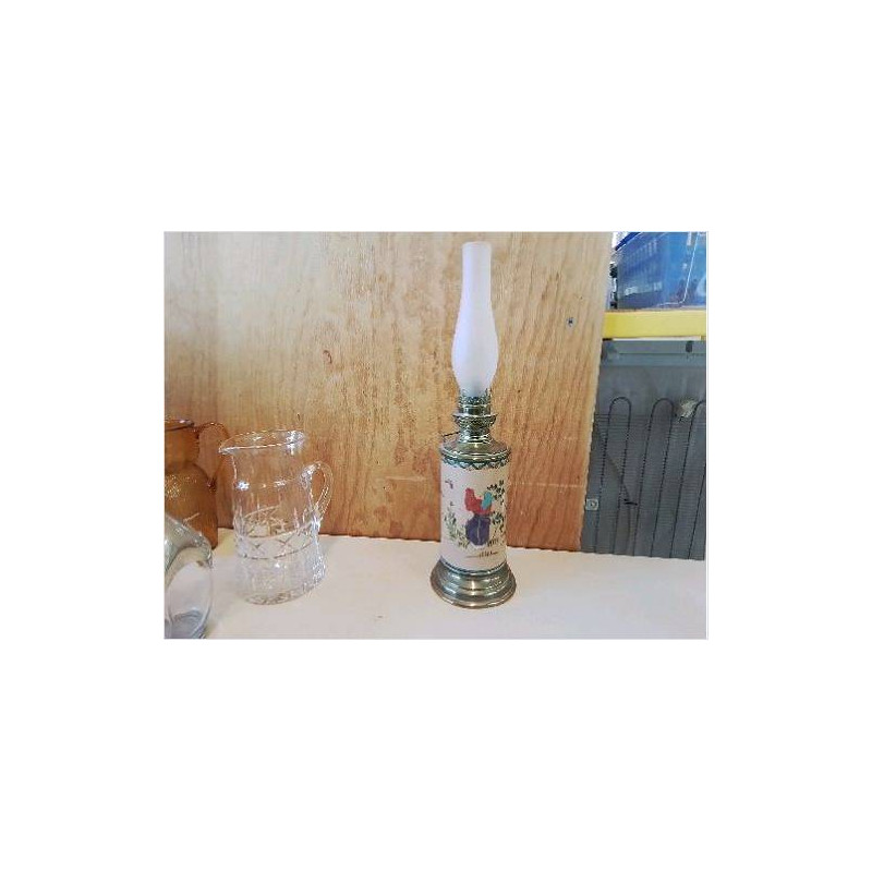 LAMPE A PETROL