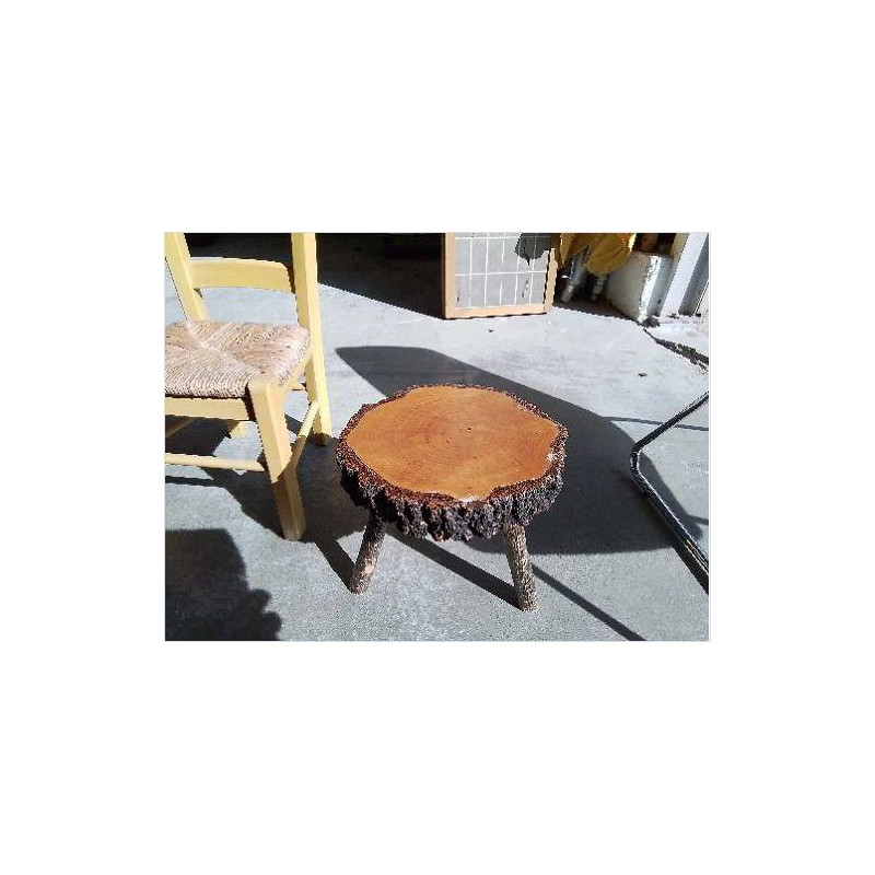 TABOURET EN BOIS 