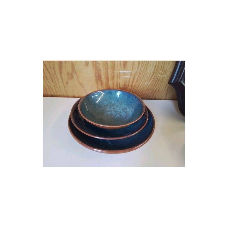 LOT DE 3 PLATS EN TERRE CUITE 