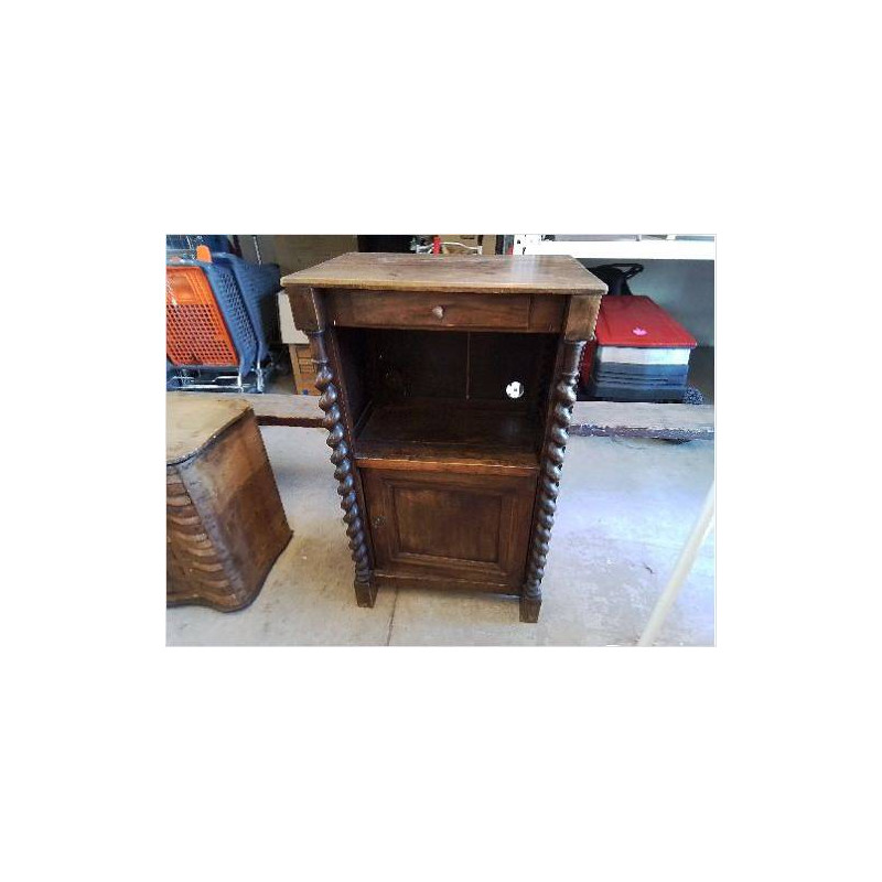 MEUBLE DE RANGEMENT 