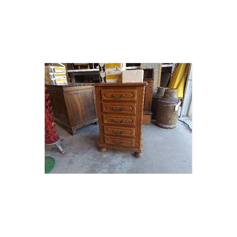 CHIFFONIER DE STYLE RUSTIQUE