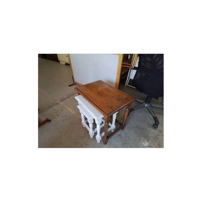 PETITE TABLE GIGOGNE RELOUKER 