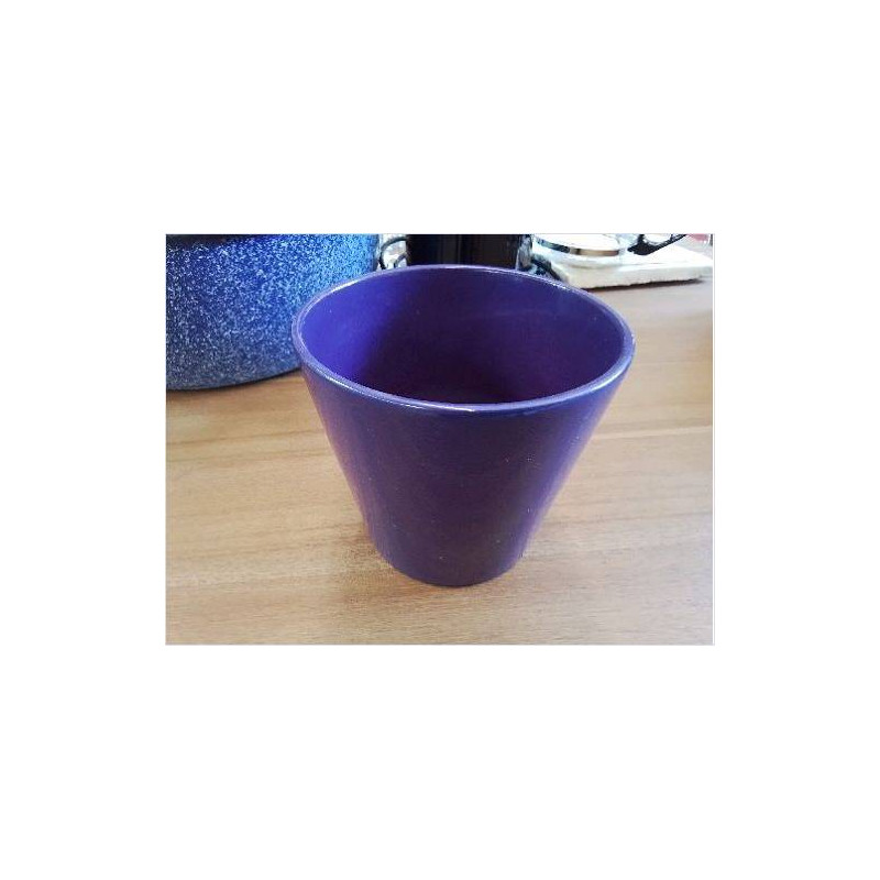 CACHE POT