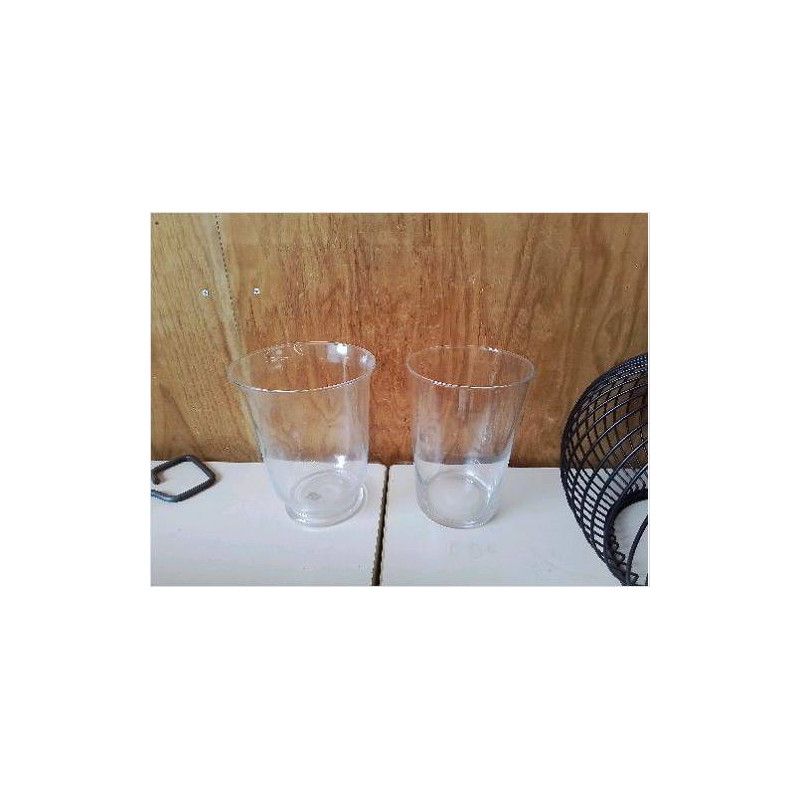 VASE EN VERRE 