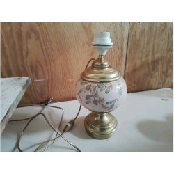 PIED DE LAMPE 