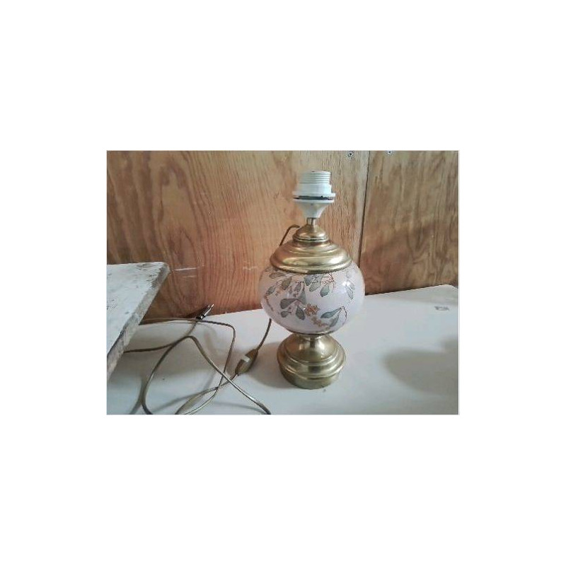 PIED DE LAMPE 