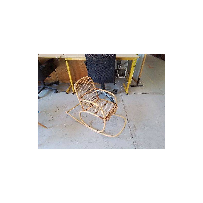 FAUTEUIL À BASCULE EN ROTIN 