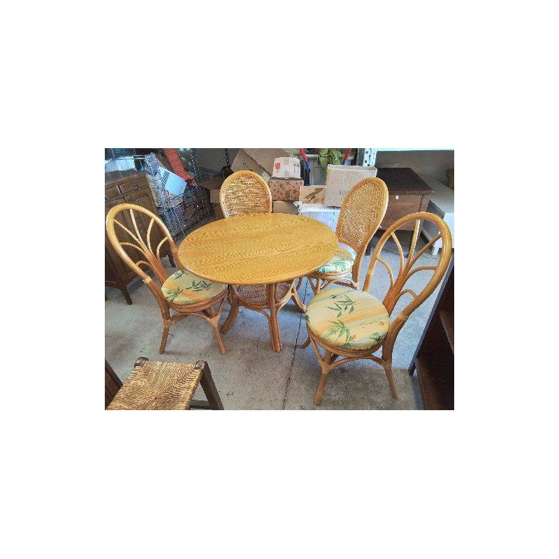 CHAISE EN ROTIN 