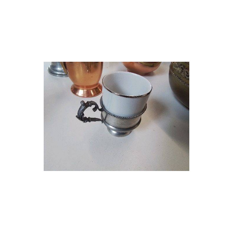 TASSE EN ETAIN ET PORCELAINE 