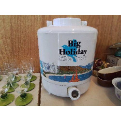 DISTRIBUTEUR DE BOISSON