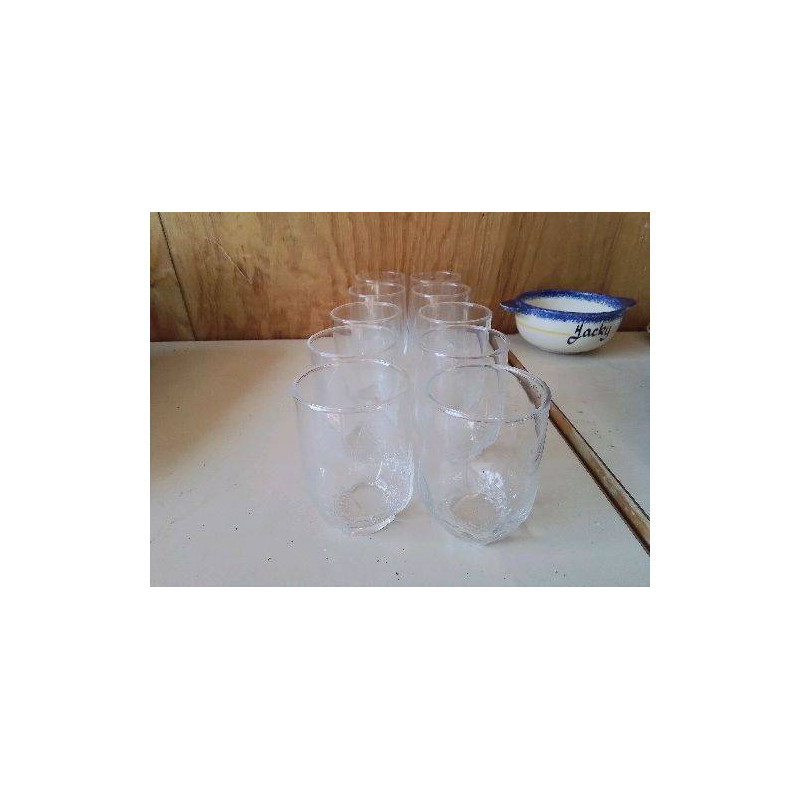 LOT VERRES MOTIF FEUILLES