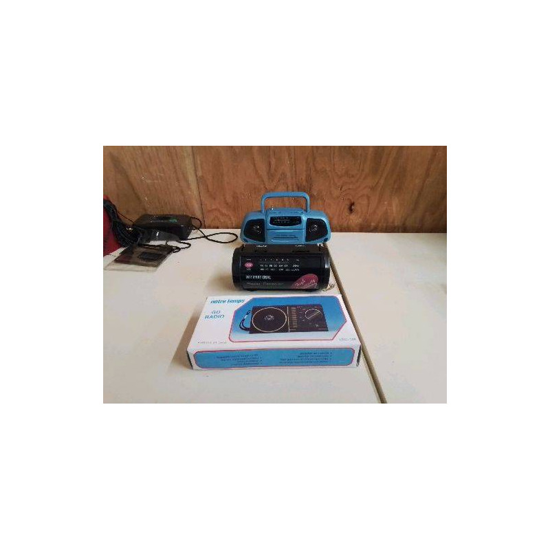 PETITE RADIO 