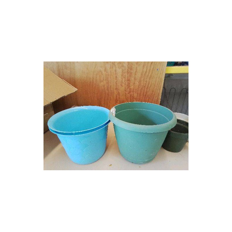 CACHE POT 