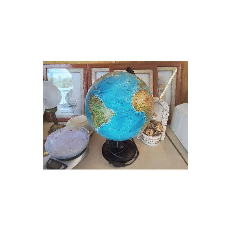GLOBE 