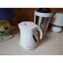 BOUILLOIRE TEFAL 