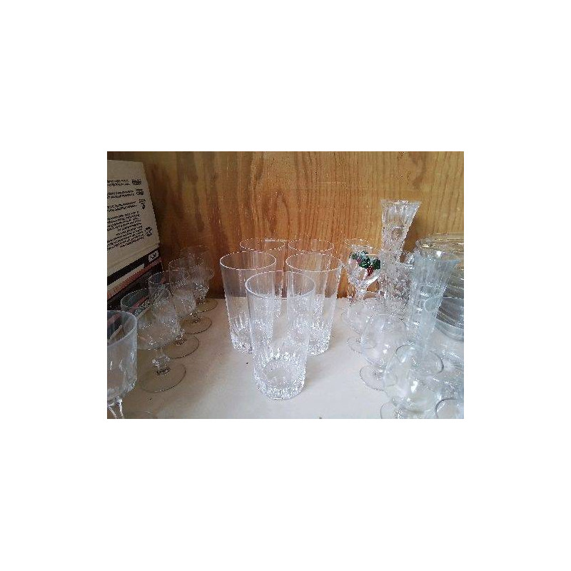LOT DE 5 VERRES EN CRISTAL 
