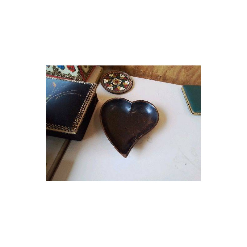 VIDE POCHE COEUR 