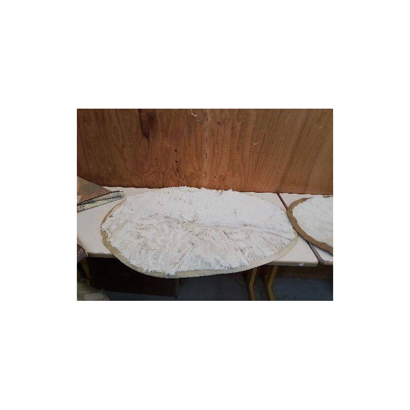 TAPIS PEAU DE BÊTE 