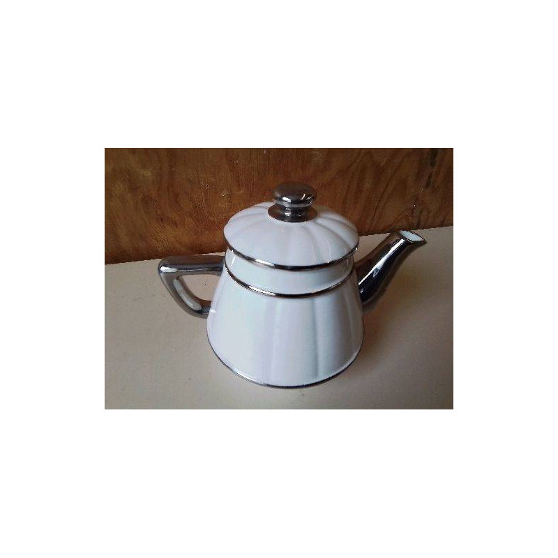 THÉIÈRE EN PORCELAINE 