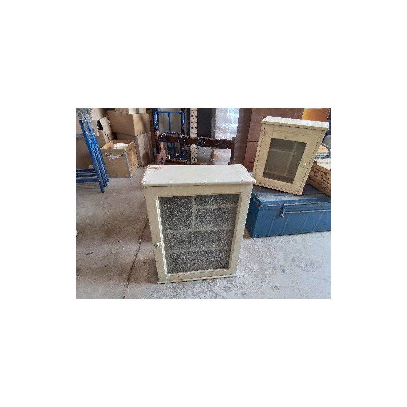ARMOIRE À PHARMACIE 